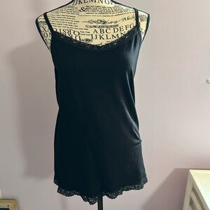 BUNDLE 4 ITEMS UNDER $10 GET 50% OFF- 

Black Lace Trim Camisole